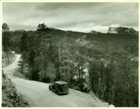 Mount_Rushmore construction 08.jpg